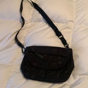Lululemon Festival Bag 5L